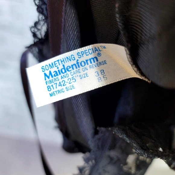 Vintage‎ Maidenform 38 Full Black Slip Lingerie Something Special Nylon Lace - Picture 8 of 9